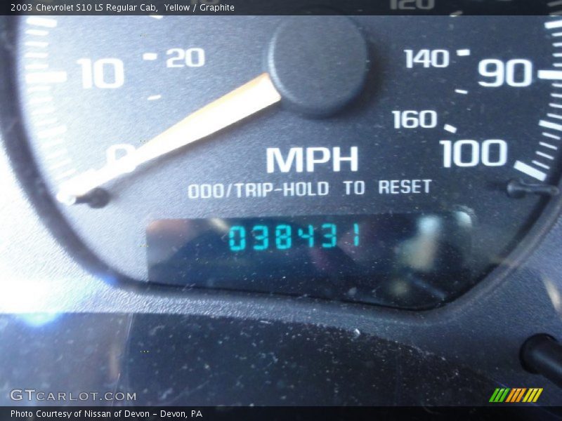 Yellow / Graphite 2003 Chevrolet S10 LS Regular Cab