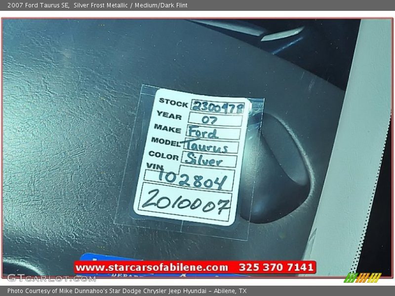 Silver Frost Metallic / Medium/Dark Flint 2007 Ford Taurus SE