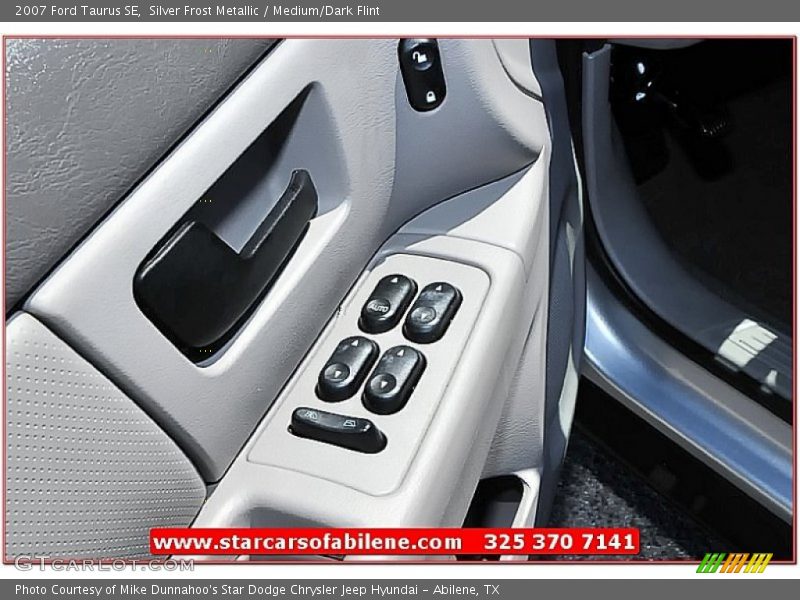 Silver Frost Metallic / Medium/Dark Flint 2007 Ford Taurus SE