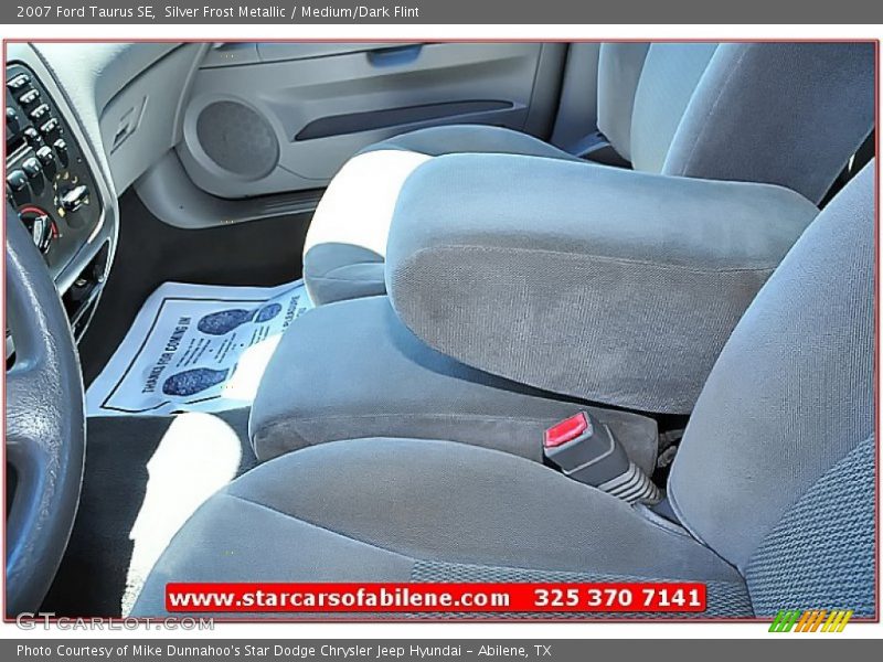 Silver Frost Metallic / Medium/Dark Flint 2007 Ford Taurus SE