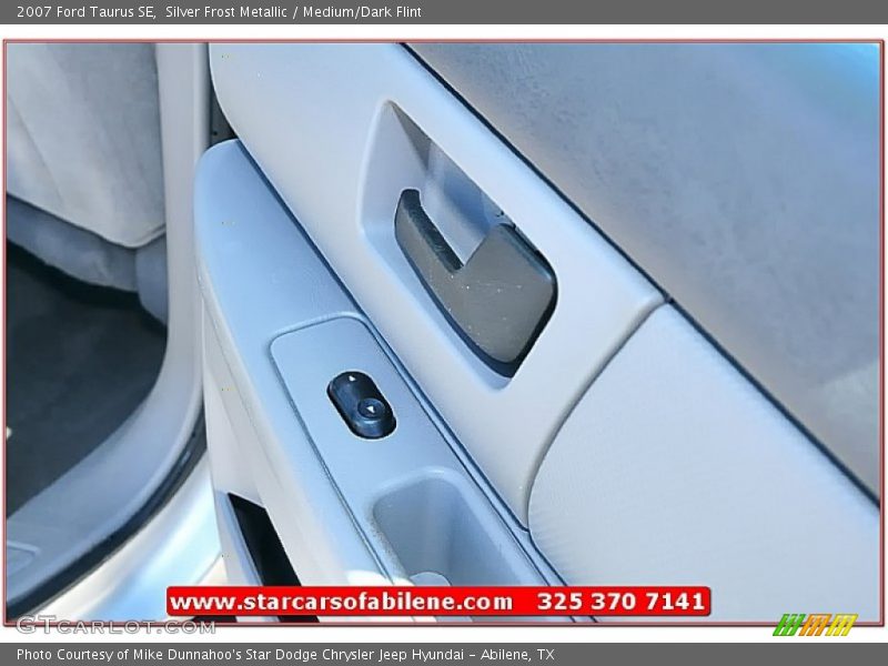 Silver Frost Metallic / Medium/Dark Flint 2007 Ford Taurus SE