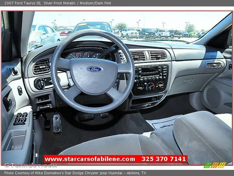 Silver Frost Metallic / Medium/Dark Flint 2007 Ford Taurus SE