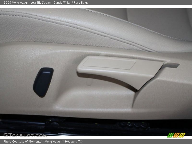 Candy White / Pure Beige 2009 Volkswagen Jetta SEL Sedan