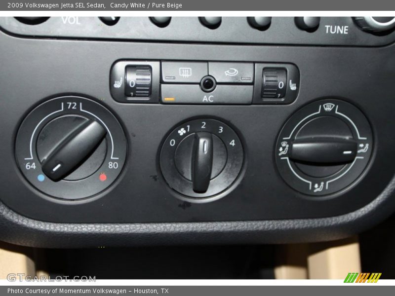 Candy White / Pure Beige 2009 Volkswagen Jetta SEL Sedan