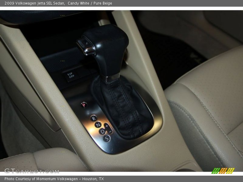 Candy White / Pure Beige 2009 Volkswagen Jetta SEL Sedan