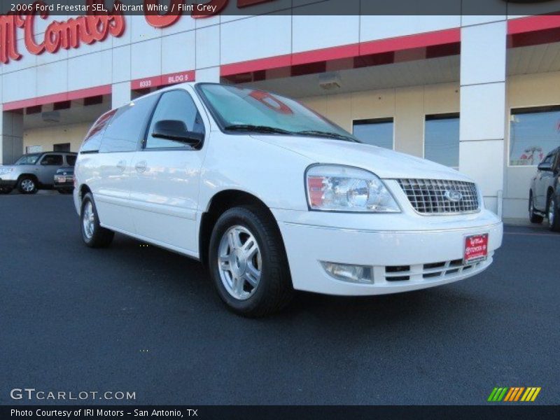 Vibrant White / Flint Grey 2006 Ford Freestar SEL