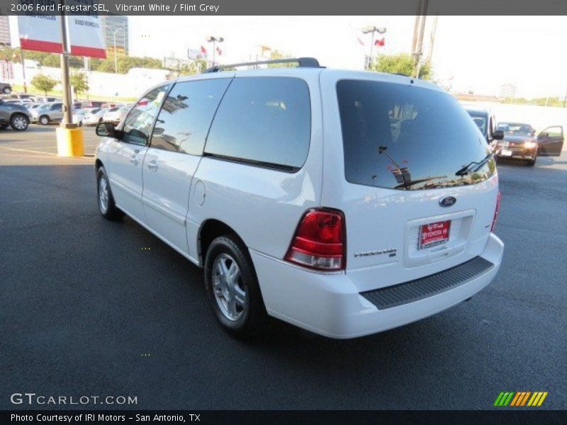 Vibrant White / Flint Grey 2006 Ford Freestar SEL