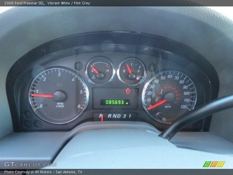 Vibrant White / Flint Grey 2006 Ford Freestar SEL