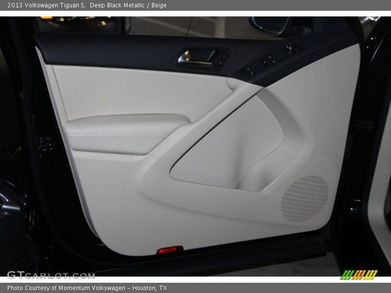 Deep Black Metallic / Beige 2013 Volkswagen Tiguan S