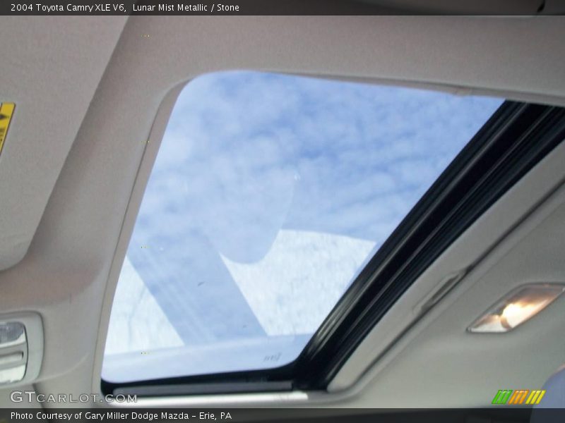 Lunar Mist Metallic / Stone 2004 Toyota Camry XLE V6