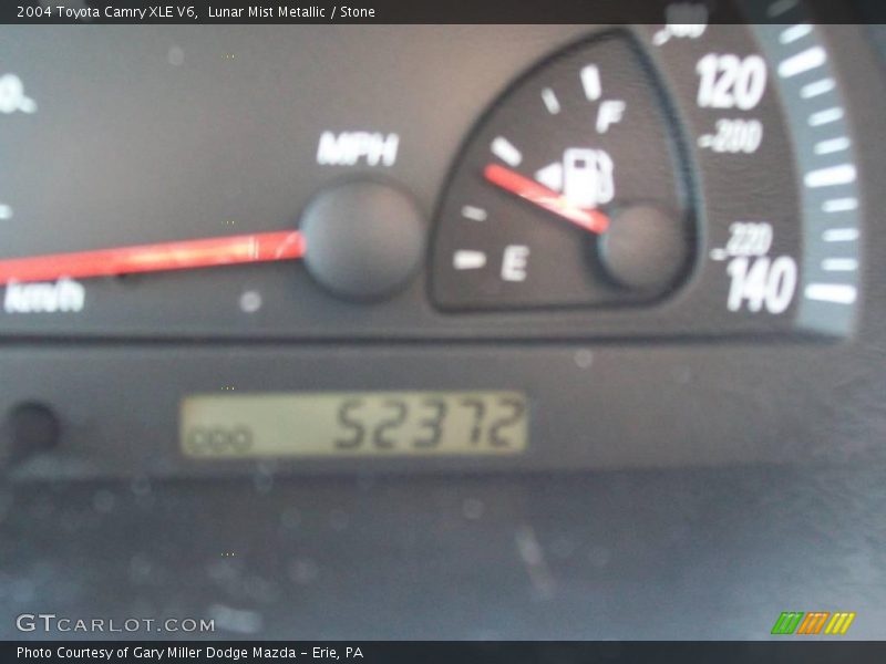 Lunar Mist Metallic / Stone 2004 Toyota Camry XLE V6