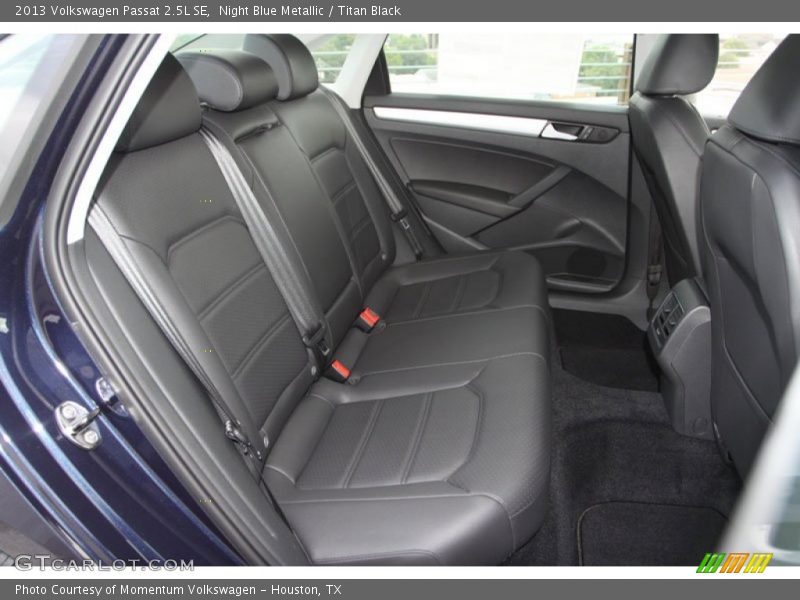 Night Blue Metallic / Titan Black 2013 Volkswagen Passat 2.5L SE