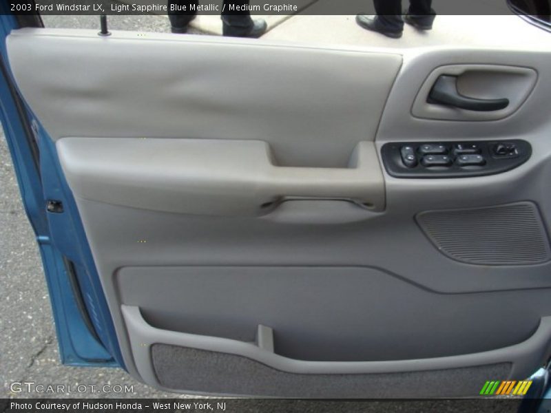 Light Sapphire Blue Metallic / Medium Graphite 2003 Ford Windstar LX