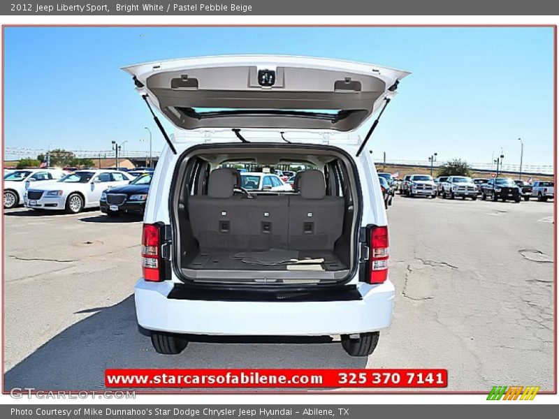 Bright White / Pastel Pebble Beige 2012 Jeep Liberty Sport