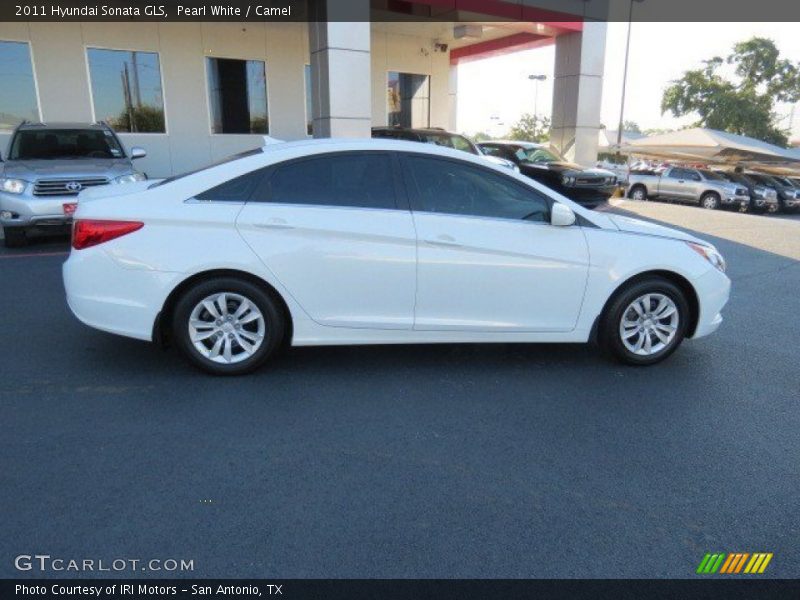 Pearl White / Camel 2011 Hyundai Sonata GLS