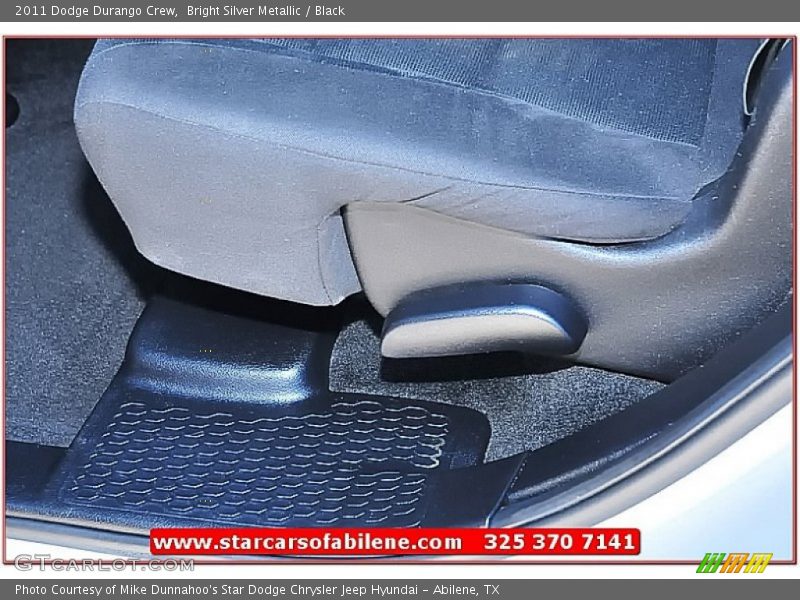 Bright Silver Metallic / Black 2011 Dodge Durango Crew