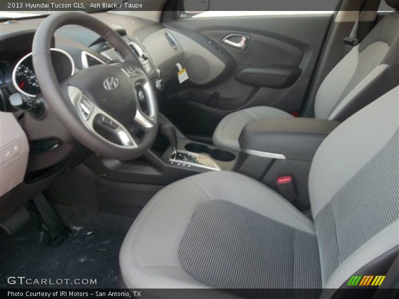 Ash Black / Taupe 2013 Hyundai Tucson GLS