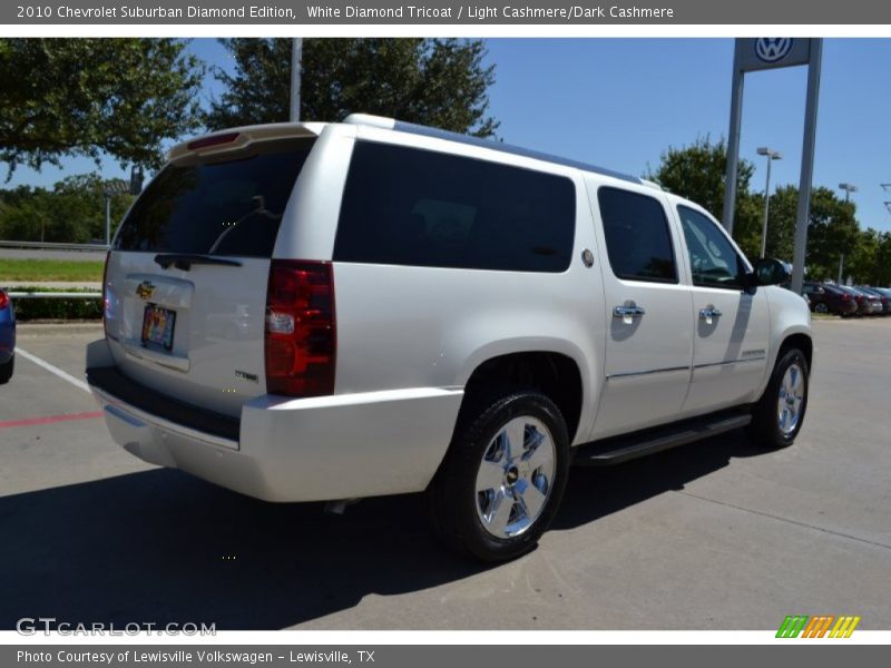 White Diamond Tricoat / Light Cashmere/Dark Cashmere 2010 Chevrolet Suburban Diamond Edition