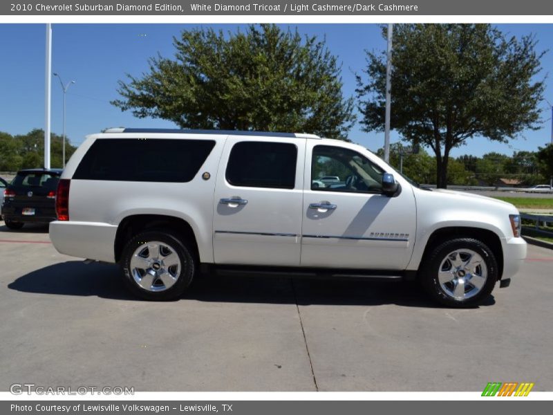 White Diamond Tricoat / Light Cashmere/Dark Cashmere 2010 Chevrolet Suburban Diamond Edition