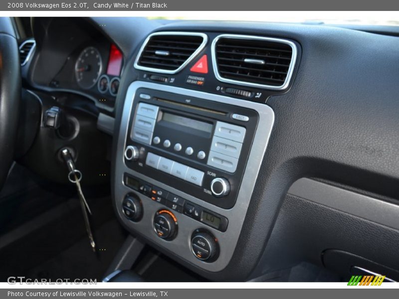 Candy White / Titan Black 2008 Volkswagen Eos 2.0T