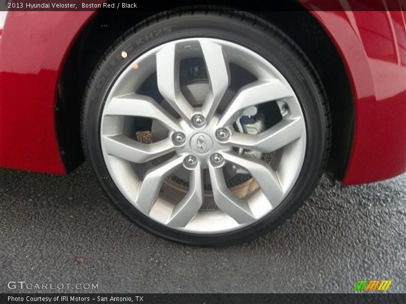 Boston Red / Black 2013 Hyundai Veloster