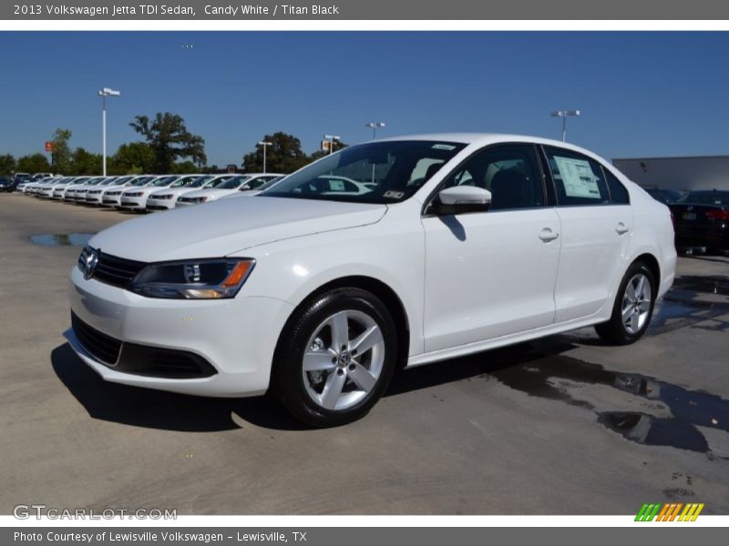 Candy White / Titan Black 2013 Volkswagen Jetta TDI Sedan