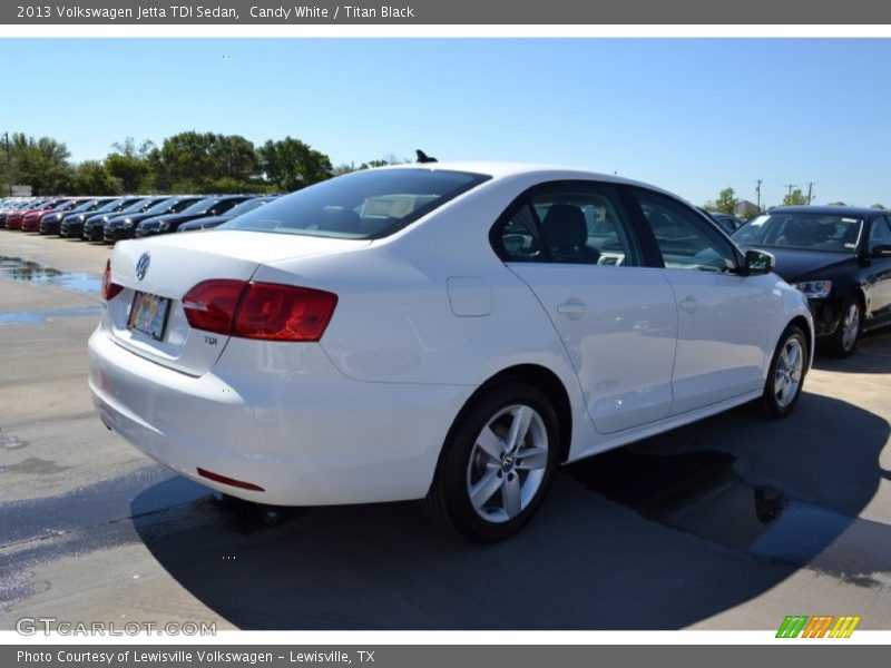 Candy White / Titan Black 2013 Volkswagen Jetta TDI Sedan