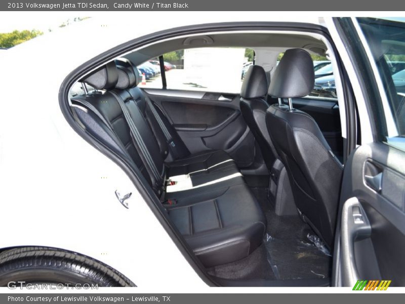Candy White / Titan Black 2013 Volkswagen Jetta TDI Sedan