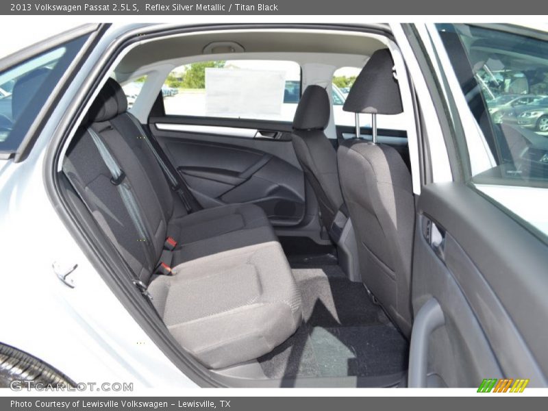 Reflex Silver Metallic / Titan Black 2013 Volkswagen Passat 2.5L S