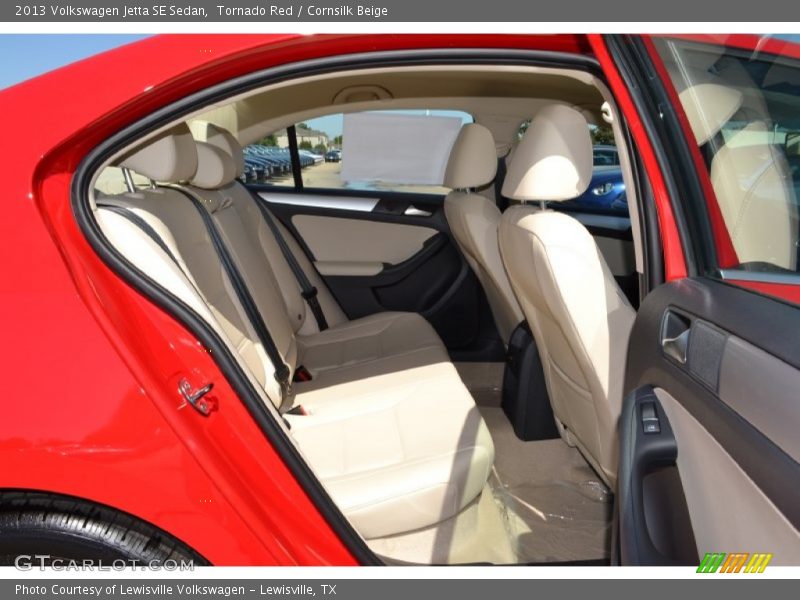 Tornado Red / Cornsilk Beige 2013 Volkswagen Jetta SE Sedan