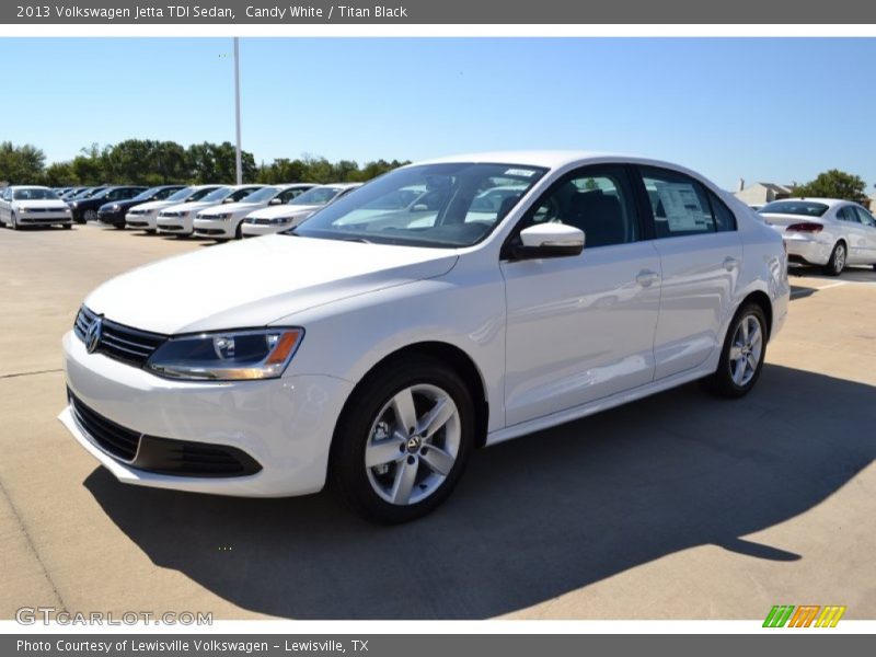 Candy White / Titan Black 2013 Volkswagen Jetta TDI Sedan