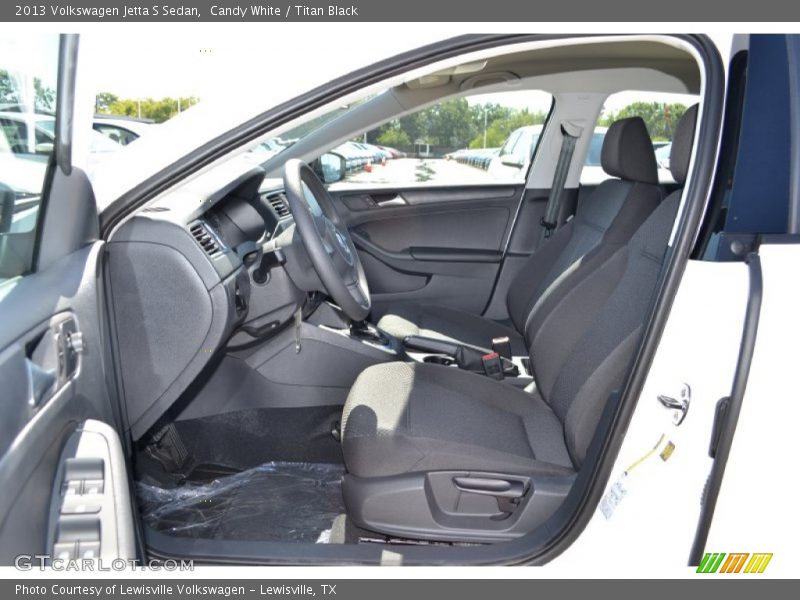 Candy White / Titan Black 2013 Volkswagen Jetta S Sedan