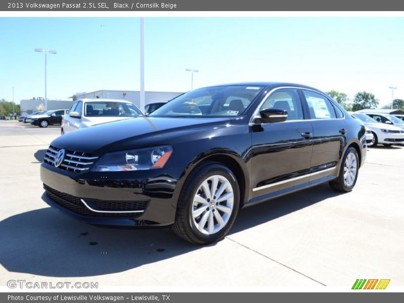 Black / Cornsilk Beige 2013 Volkswagen Passat 2.5L SEL