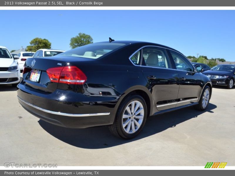 Black / Cornsilk Beige 2013 Volkswagen Passat 2.5L SEL