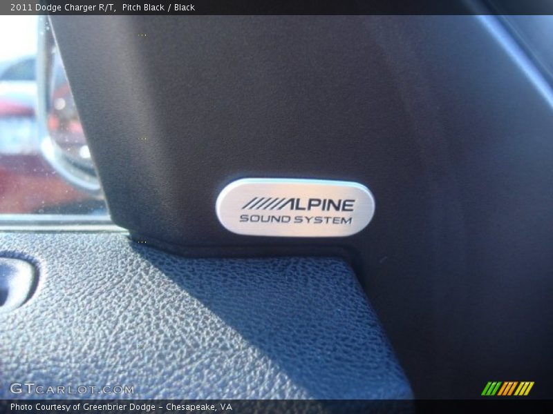 Pitch Black / Black 2011 Dodge Charger R/T