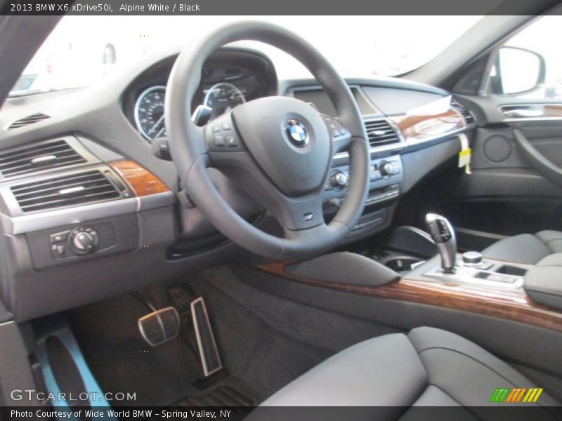 Dashboard of 2013 X6 xDrive50i