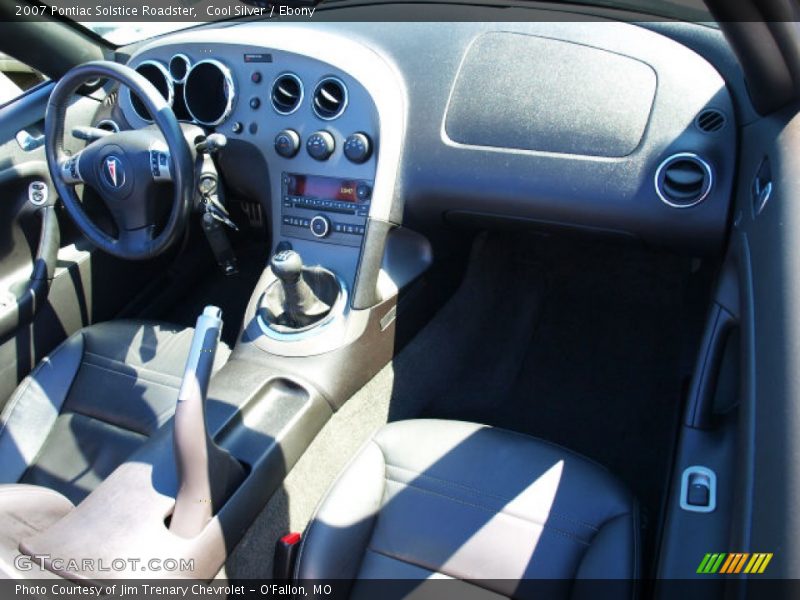 Cool Silver / Ebony 2007 Pontiac Solstice Roadster