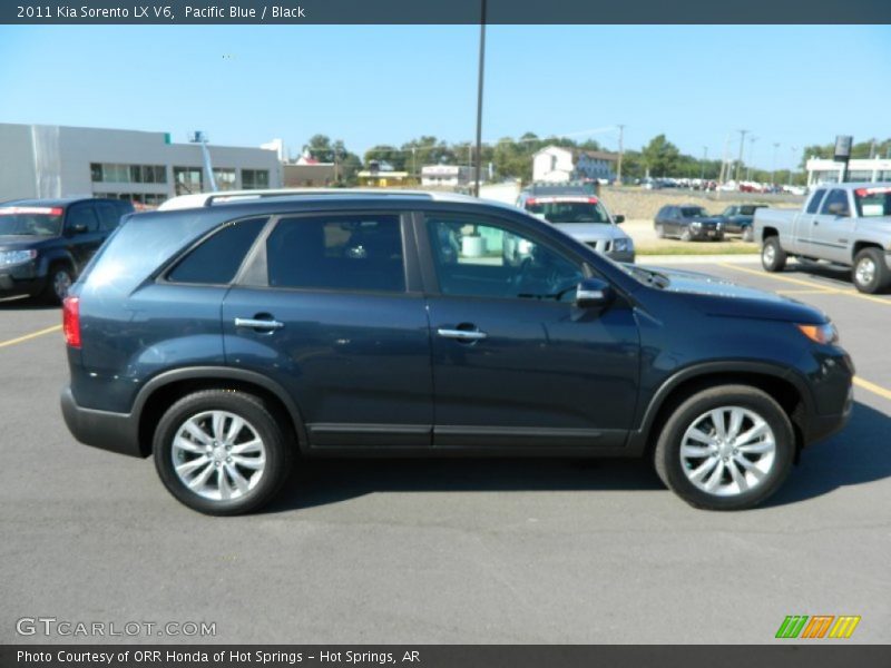 Pacific Blue / Black 2011 Kia Sorento LX V6