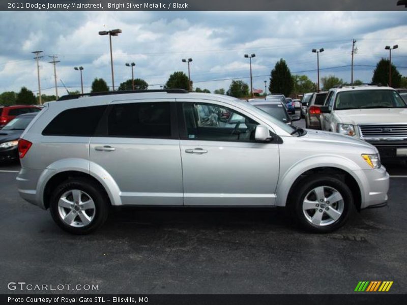 Bright Silver Metallic / Black 2011 Dodge Journey Mainstreet