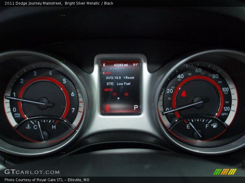 Bright Silver Metallic / Black 2011 Dodge Journey Mainstreet
