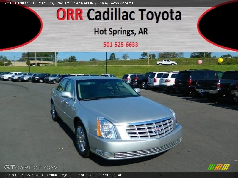Radiant Silver Metallic / Shale/Cocoa Accents 2011 Cadillac DTS Premium