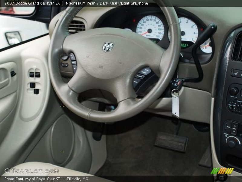 Magnesium Pearl / Dark Khaki/Light Graystone 2007 Dodge Grand Caravan SXT