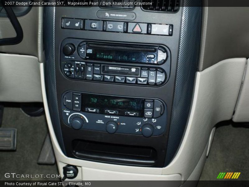 Magnesium Pearl / Dark Khaki/Light Graystone 2007 Dodge Grand Caravan SXT