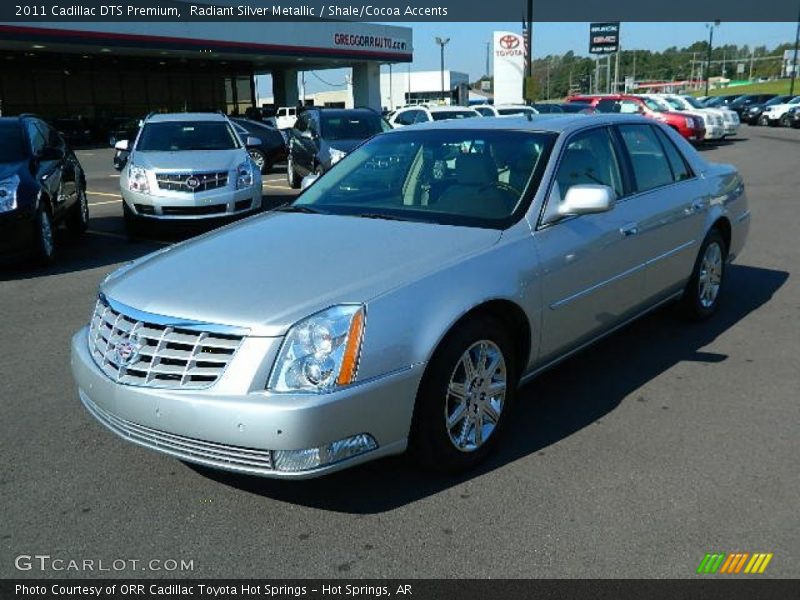 Radiant Silver Metallic / Shale/Cocoa Accents 2011 Cadillac DTS Premium