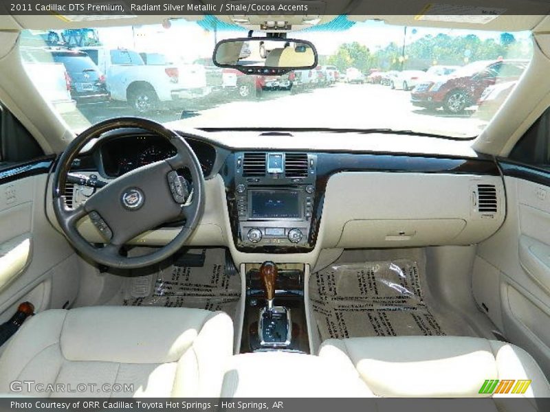 Radiant Silver Metallic / Shale/Cocoa Accents 2011 Cadillac DTS Premium