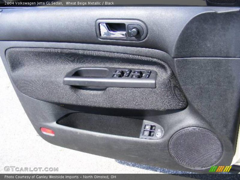 Wheat Beige Metallic / Black 2004 Volkswagen Jetta GL Sedan