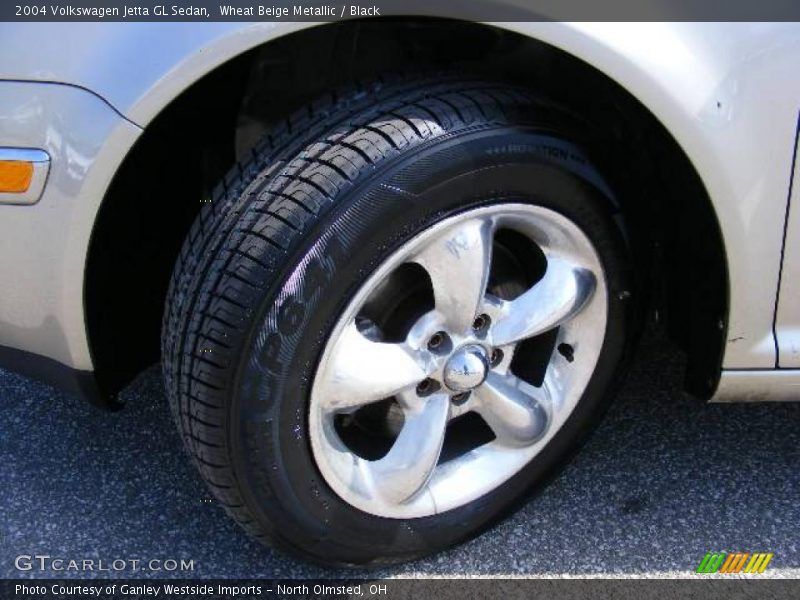 Wheat Beige Metallic / Black 2004 Volkswagen Jetta GL Sedan