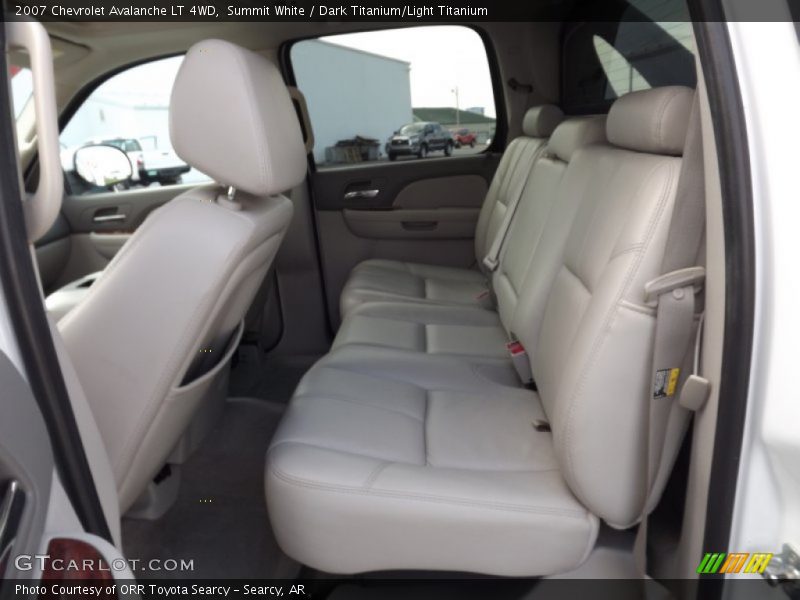 Summit White / Dark Titanium/Light Titanium 2007 Chevrolet Avalanche LT 4WD