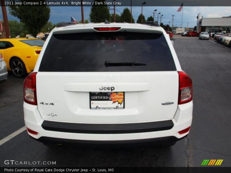 Bright White / Dark Slate Gray 2011 Jeep Compass 2.4 Latitude 4x4