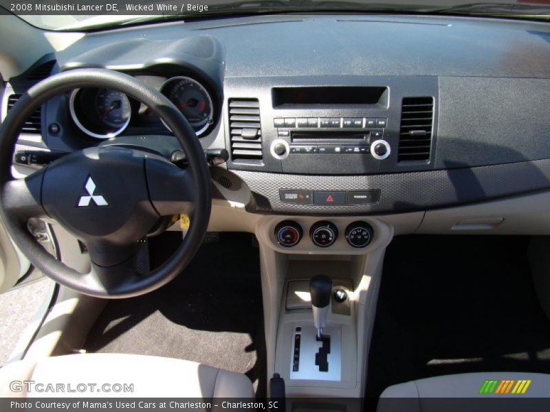 Wicked White / Beige 2008 Mitsubishi Lancer DE